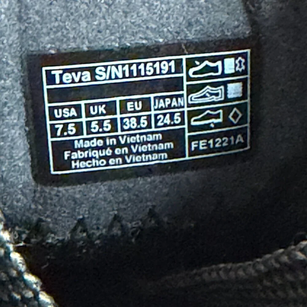 Teva Gateway Low Women's Gray Athletic Hiking Shoes‎ Size 7.5